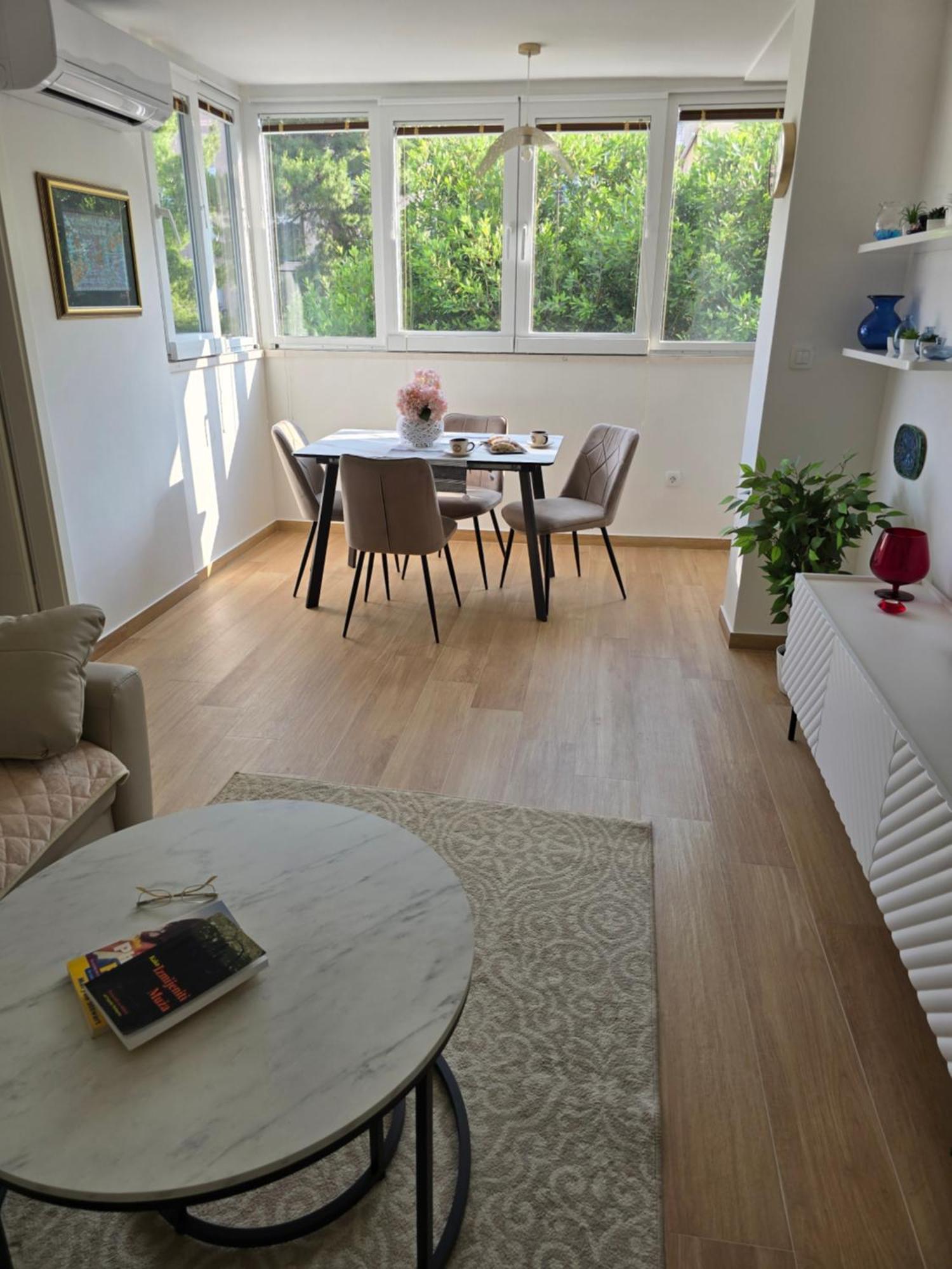 Dado With Cover Parking On Ideal Location Apartamento Dubrovnik